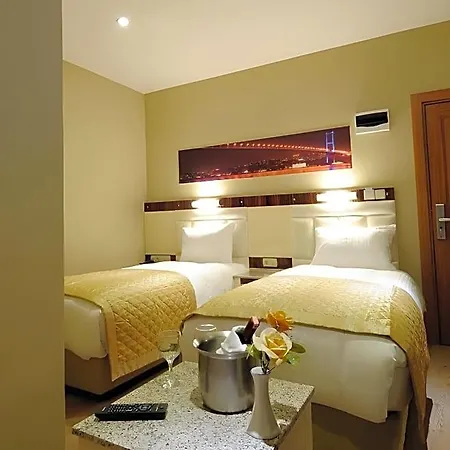 Hotell The Port