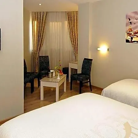 The Port Hotell