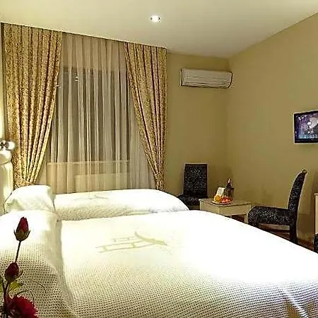 Hotell The Port 4*