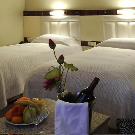 The Port Стамбул